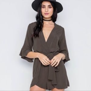 Lulu’s Beautiful Boho Romper Size XL